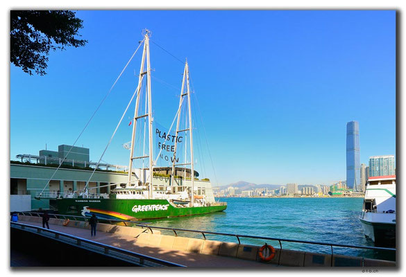 HK0028.Rainbow Warrior