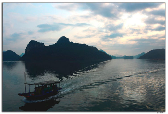 VN0019.Ha Long Bay,