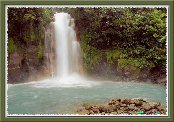 136.Salto Rio Celeste,Costa Rica