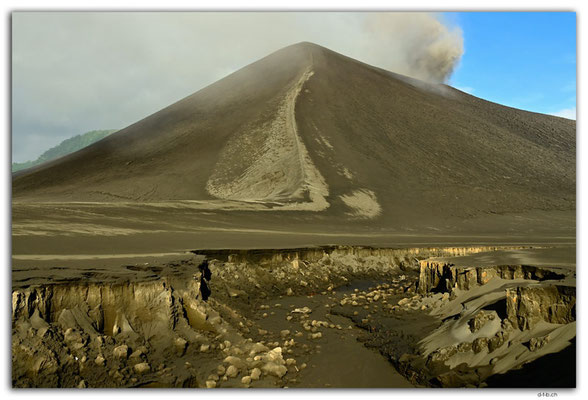VT0077.Tanna.Volcan Yasur