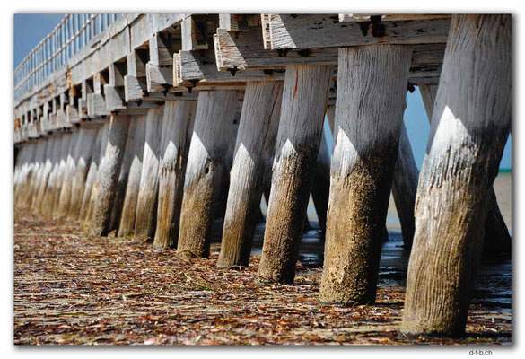 AU1072.Port Germein.1.5km Jetty