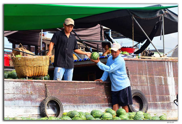 VN0386.Cai Rang.Floating Market