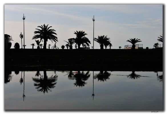 GE006.Batumi.Spiegelnder Pool
