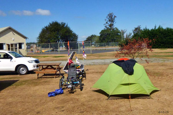 NZ: Solatrike in Orari Bridge Camping