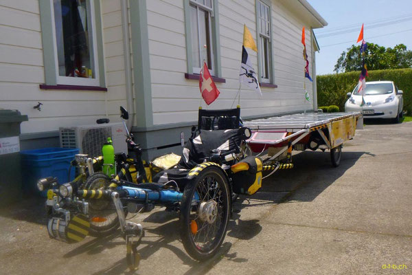 NZ: Solatrike bei Host Fred und Jennifer in Otaki