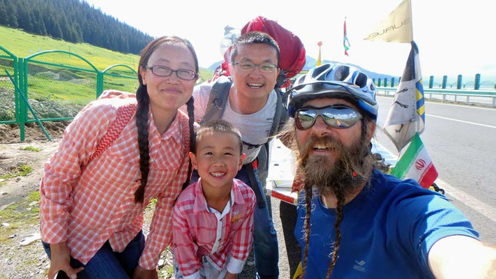 Solatrike.CN.Chinesische Familie