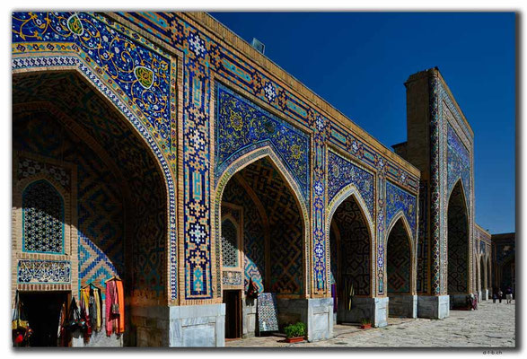 UZ0051.Samarkand.Registan.Tilla-Kari Medressa
