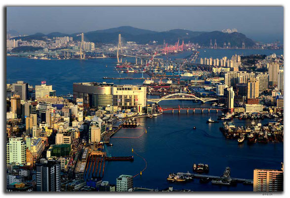 KR0314.Busan.Hafen