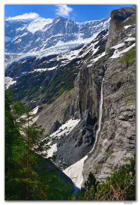 GW0111.Schlosslowina Bach Fall
