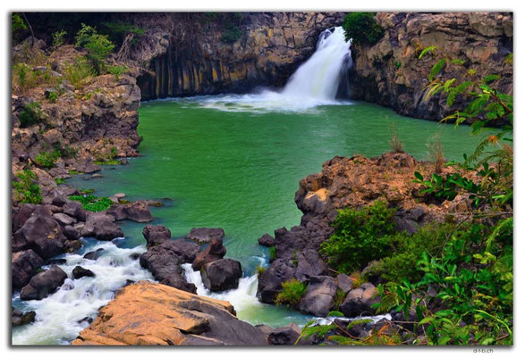 VN0279.Gia Long Waterfall