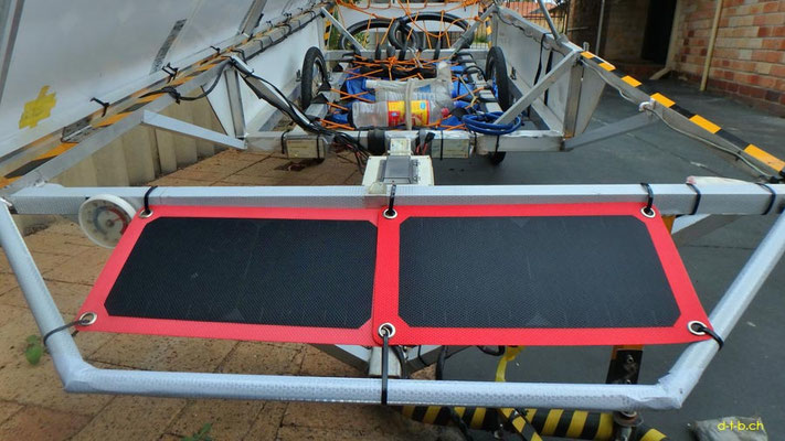 AU:Solatrike at Perth. Zweites kleines Solarpanel