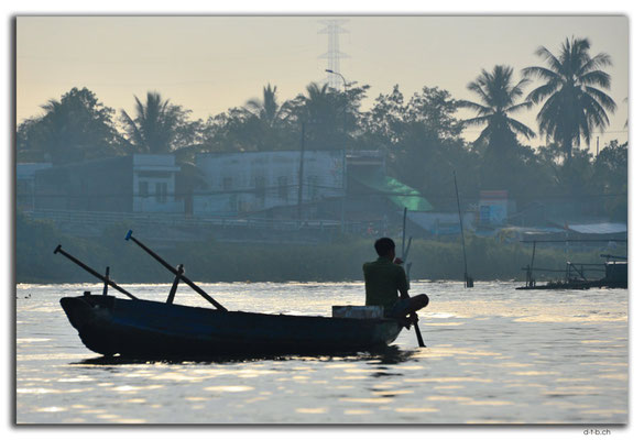 VN0376.Phong Dien.Floating Market