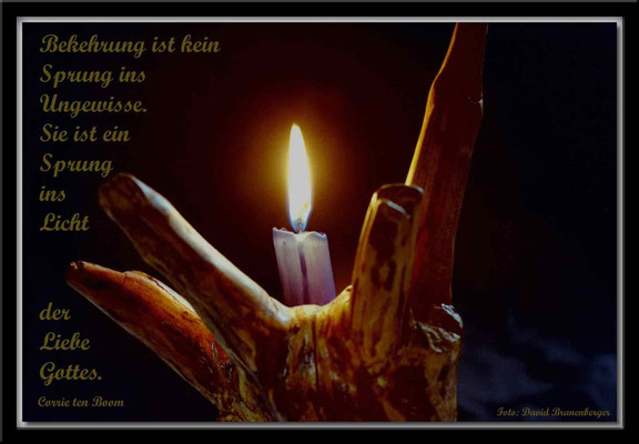 S0058.Kerze,CH.Text: Corrie Ten Boom