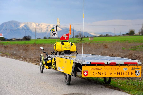 GR: Solatrike auf dem Weg nach Larisa