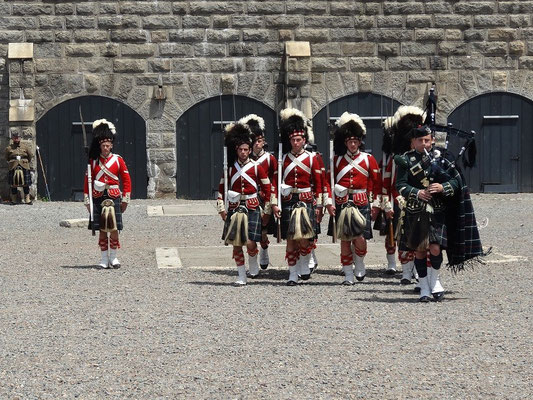 Historische Vorführung beim Canada Day auf der Zitadelle von Halifax.