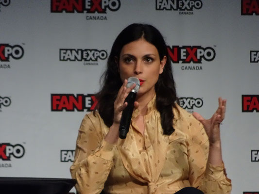 FanExpo 2016 in Toronto: Morena Baccarin wird immer wieder auf ihre Rolle als Inara in der Serie Firefly angesprochen. Aber sie hat auch darüber hinaus eine Menge Interessantes zu erzählen. 