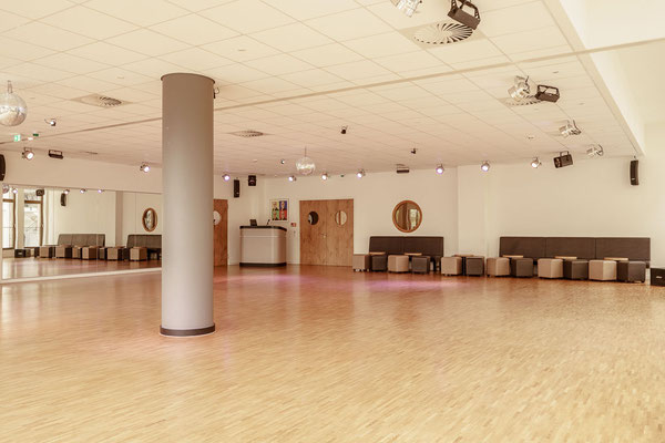 Interior-Aufnahme einer Tanzschule  fotografiertt von Bernd Euler 