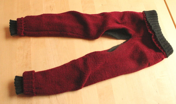 Schlitzhose für Töpfchenstarter; doppellagig = 85 €