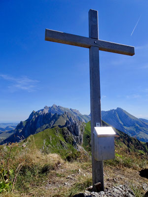 Lütispitz 1987m