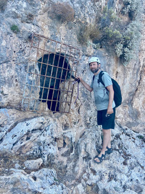 CAVE Kalymnos