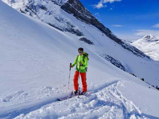Manuel Sigg macht eine Skitour auf das Tatelishorn