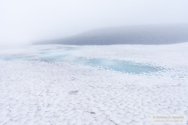 Selbst im Sommer liegt noch viel Schnee