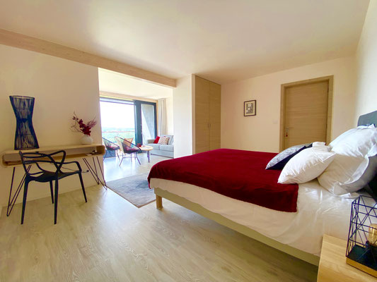 Villa Lascaux Suite 5, Überblick