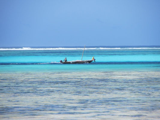 Sansibar: Der indische Ozean hat tolles, klares Wasser mit fantastischen Farben.