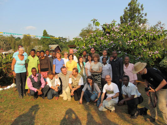 Gruppenfoto an der Kishumundu Sec. School.