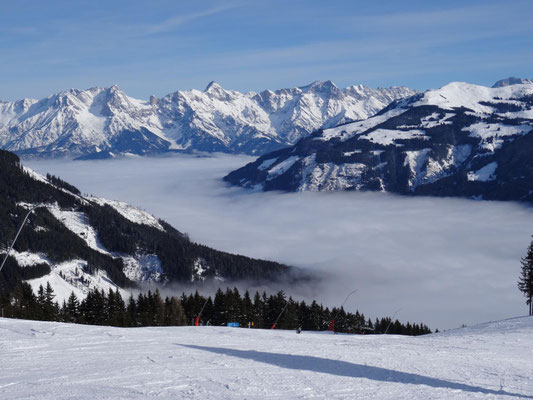 Zwischen all den Fernreisen immer wieder Urlaub in den österreichischen Alpen, zum Wandern oder Skifahren, wie hier in Zell am See.