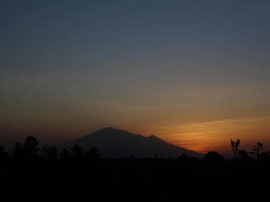 Sonnenuntergang am Mount Meru.