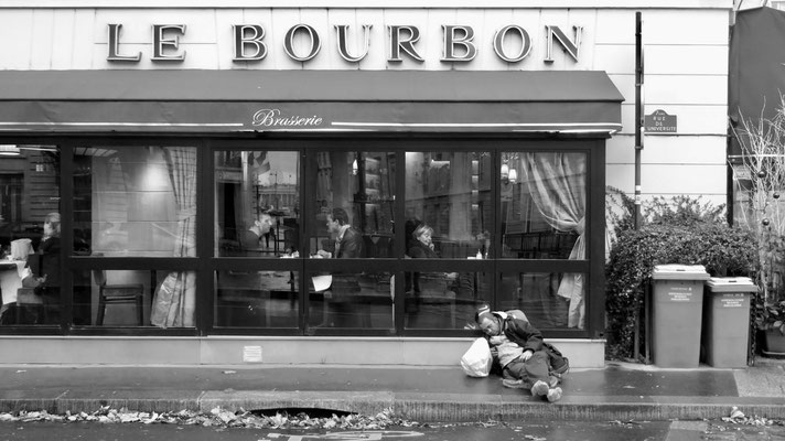 Homeless, Le Bourbon, Assemblée Nationale, 75007 Paris, F,