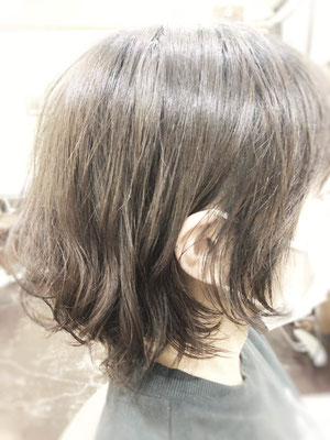 20代　女性　学生　パーマ・トリートメント