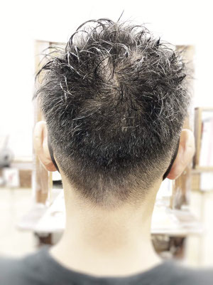 40代　自営業　男性　カット　¥5,350