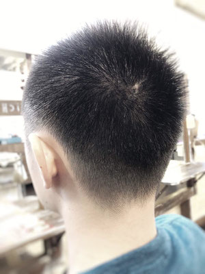 20代　会社員　男性　カット　¥5,350