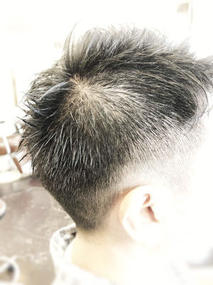 30代　会社員　男性　カット　¥5,350