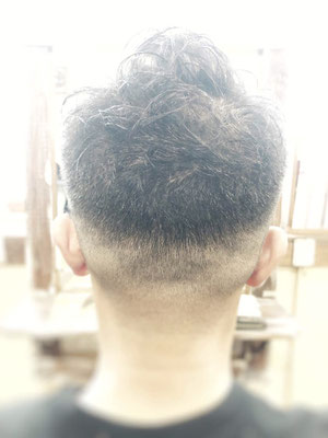 30代　会社員　男性　カット　¥5,350