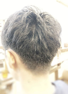 高校生　カット　￥3,600