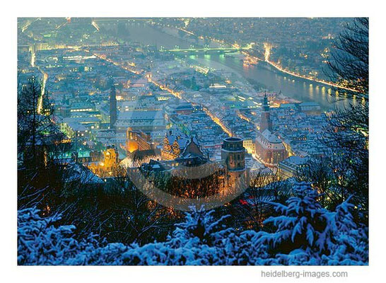 Archiv-Nr. hc2006108 | Blick über das Schloss auf schneebedeckte Altstadt 