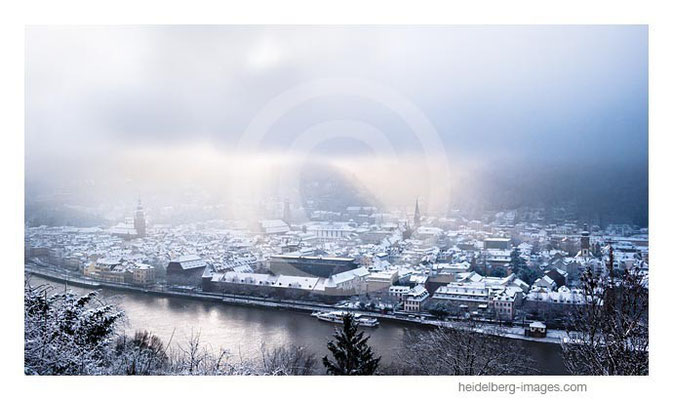 Archiv-Nr. hc2013105 | Schneewolken über Heidelberg