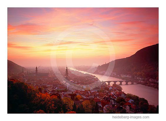 Archiv-Nr. hc2008130 | Spektakulärer Sonnenuntergang über Heidelberg