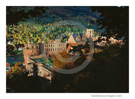 Archiv-Nr. hc94141 / Schloss im Herbst 