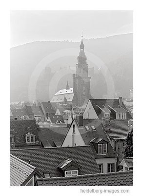 Archiv-Nr. h2000147 | Heiliggeistkirche und Altstadtdächer