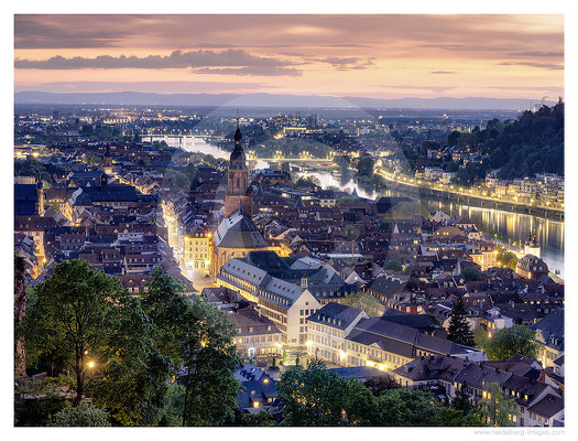 Archiv-Nr. hc2021196 | Blick über die Altstadt in die Rheinebene 