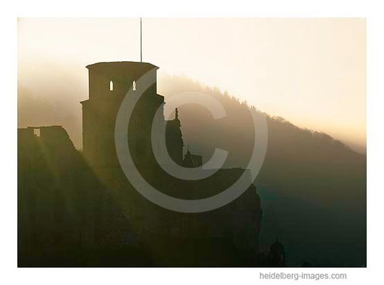 Archiv-Nr. hc2005102 | Schlossturm im Morgenlicht