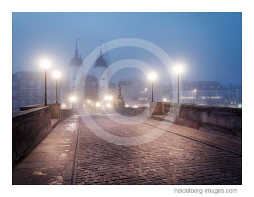 Archiv-Nr. hc2019143 | Nachtaufnahme Alte Brücke im Nebel
