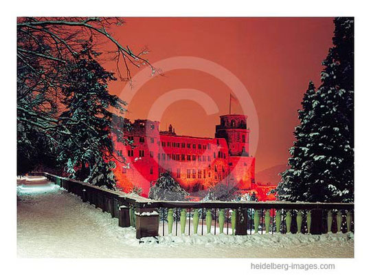 Archiv-Nr. hc91107 | Schloss in rotes Licht getaucht 