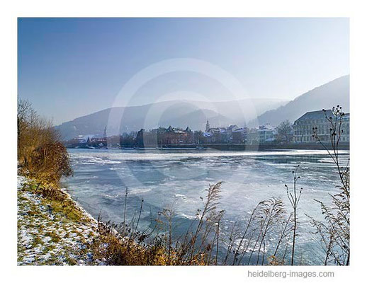 Archiv-Nr. hc2009143 | vereistes Neckarufer und Blick auf die Altstadt 