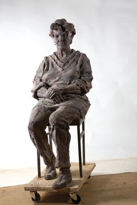 GUDRUN, Gips für Bronze, lebensgroß, 2005