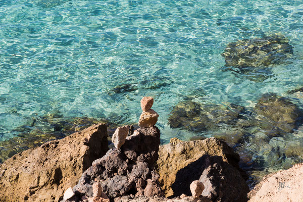Mare, pietre e roccia - Cala Tarida - Ibiza - (2017)